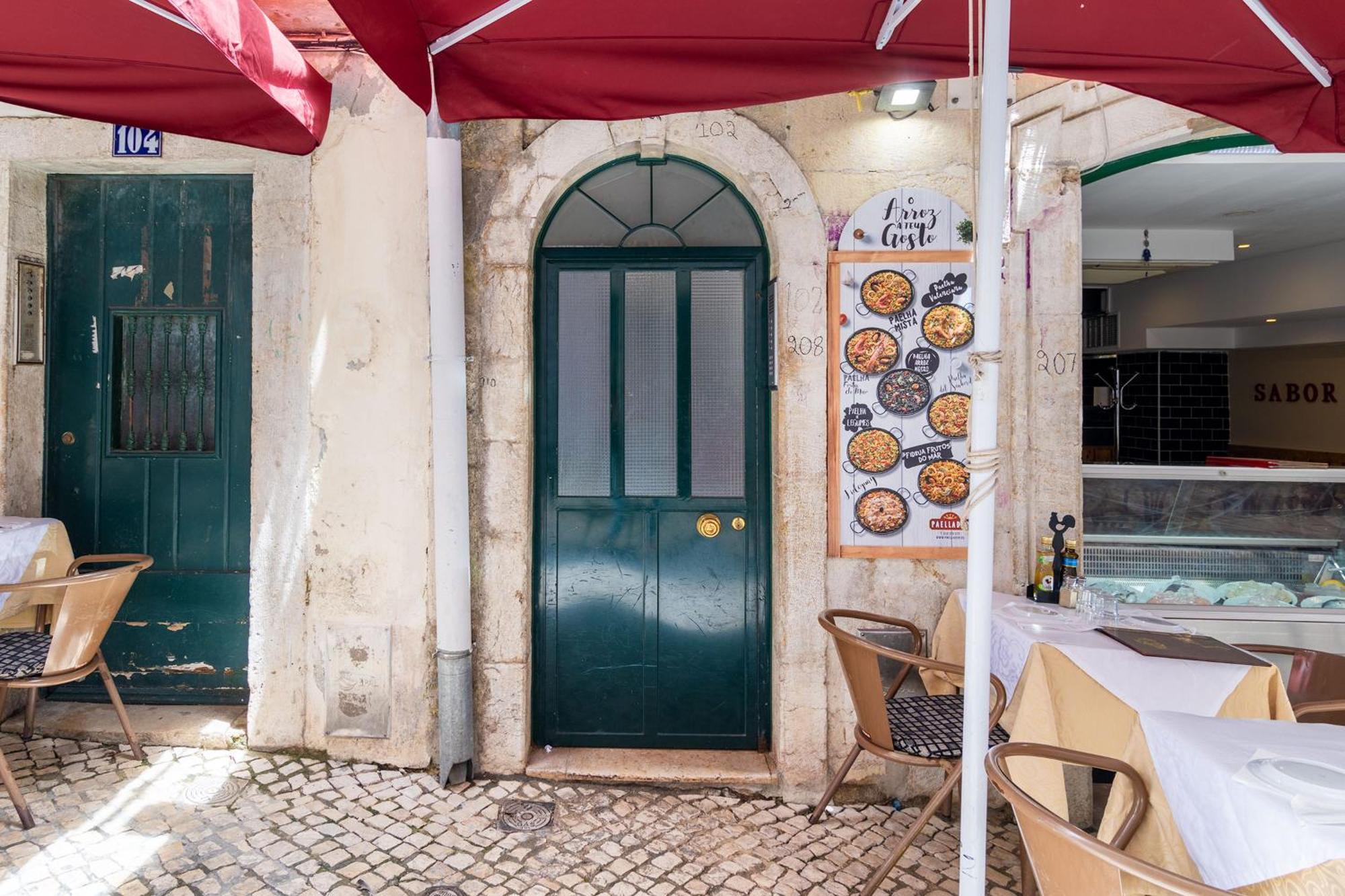 Diario De Noticias By Central Hill Apartments Lissabon